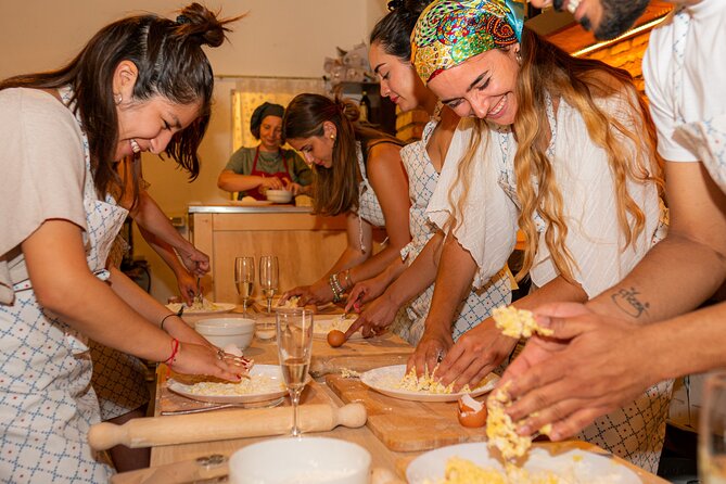 2-in-1 Pasta and Tiramisu Cooking Masterclass in Rome - What the teaching style is like