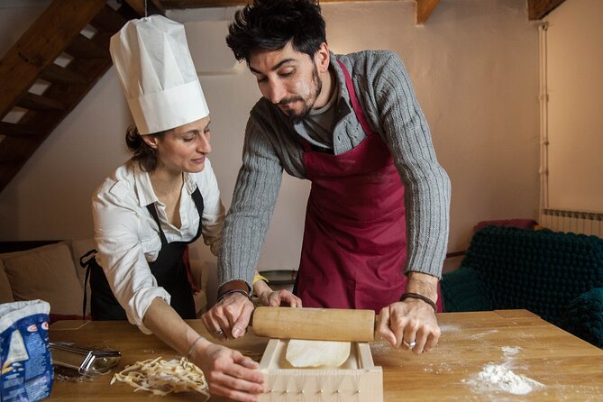 3 Hour Cooking Class: Homemade Pasta and Tiramisu in Venice - Fresh tagliatelle and seasonal sauce
