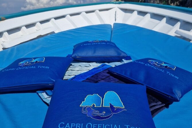 3 Hours Private Boat Tour of Capri with Pasta and Prosecco - What the boat and captain are really like