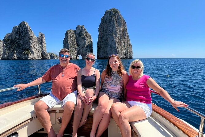 3 Hours Private Boat Tour of Capri with Pasta and Prosecco - Natural Arch and a chance to swim
