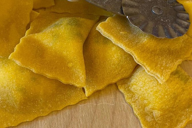 3 in 1 Cooking Class near Navona: Fettuccine, Ravioli & Tiramisu - What you take home