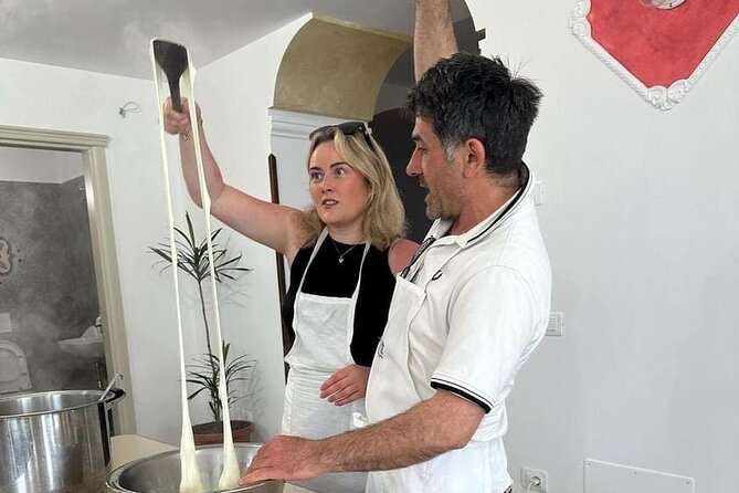 Amalfi: lezione di cucina su pasta, mozzarella e tiramisù - Tiramisù first, with a family recipe