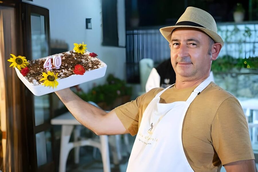 Amalfi: Make tagliatelle, mozzarella and tiramisù - Rolling Fresh Tagliatelle With Garden Produce