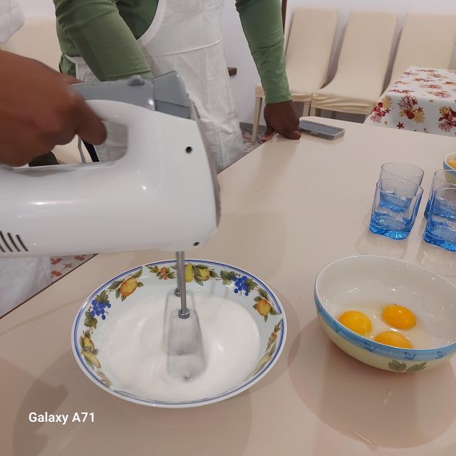 Amalfi: Mozzarella, Fettuccine, and Tiramisù Cooking Class - Getting to the class without unnecessary stress