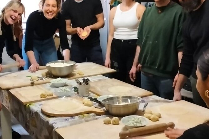 Authentic Bologna Home Cooking Class: Tagliatelle & Tortellini - Entering a Bologna home for fresh pasta