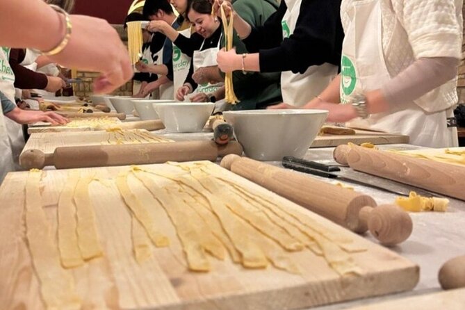 Authentic Pasta and Tiramisù cooking class at spanish steps - A practical schedule for your day
