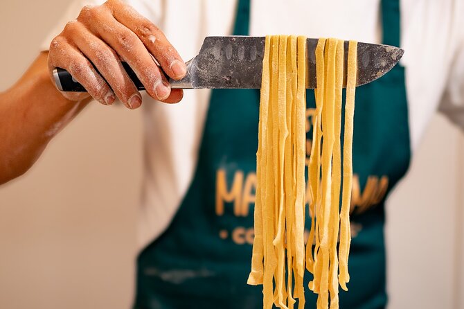 Authentic Pasta and Tiramisu with Unlimited Wine in Florence - A small and welcoming kitchen