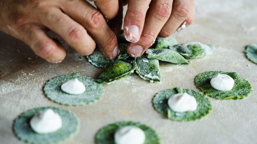 Bardolino: Garda Lake Pasta Cooking Class at Agritourism - Why the Bardolino wine pairing matters