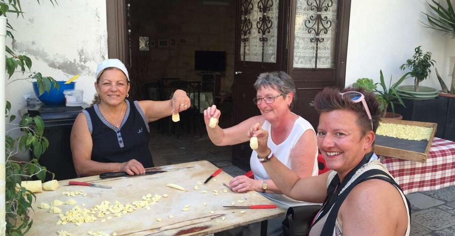 Bari: Bike Tour & Pasta Making Experience - Riding through Bari’s old town