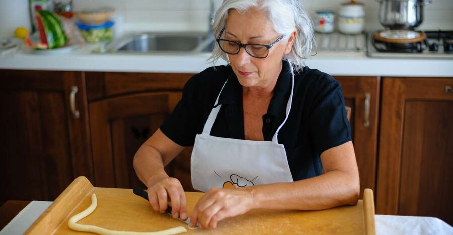 Bari: Pasta & Tiramisu Class at a Local's Home - A Bari meal made in someone’s home