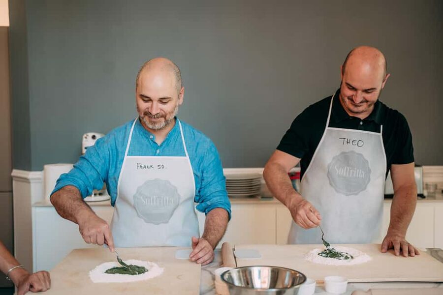 Bologna: Original Lasagna & Gelato Class at a Cooking School - Making spinach pasta by hand