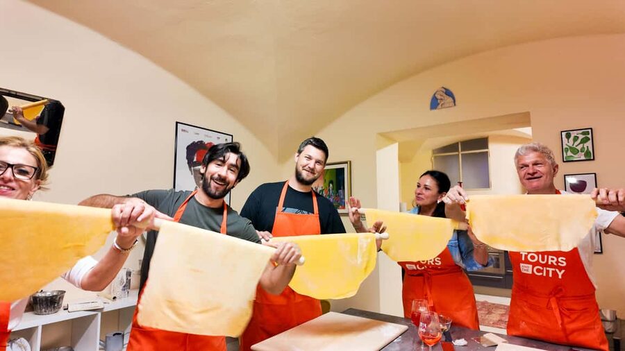 Bologna: Pasta Cooking Class, Ragu, Spritz, Wine & Gelato - The Casoni Spritz is part of the lesson