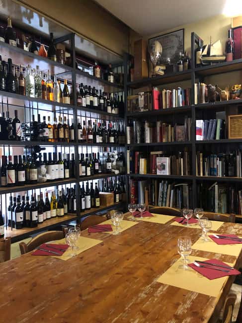 Bologna: Pasta & Wine Lesson Private Chef & Sommelier - Organic wines from small Italian producers