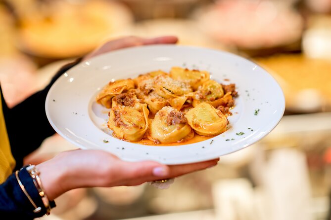 Bologna: Tagliatelle & Ragù Home Cooking Class with wine - What the 3.5-hour Bologna class is really about