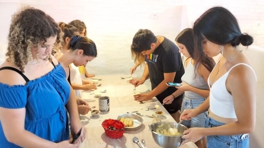 Bologna: Traditional Bolognese Pasta Making with Meal - Meeting Irene near Via Lincoln