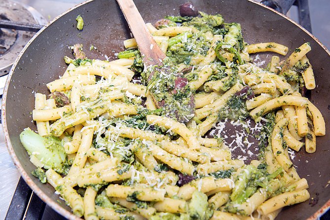 Cesarine: Private Pasta Class at Local's Home in Messina - Dietary needs and family comfort