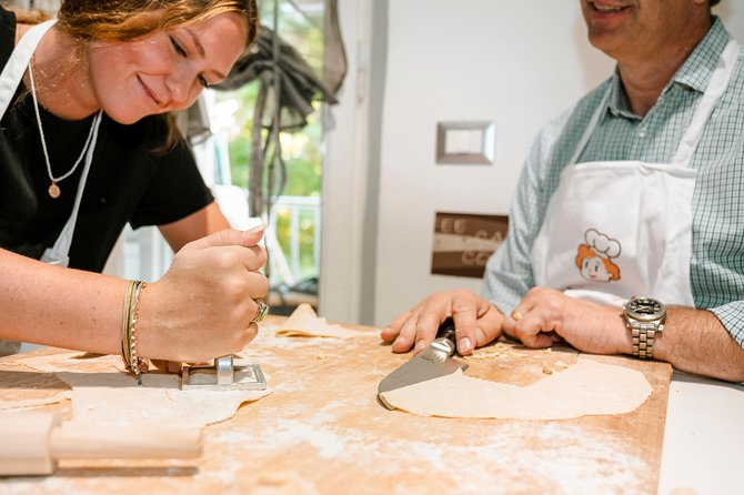 Cesarine: Small group Pasta and Tiramisu class in La Spezia - Tiramisu without the restaurant fuss
