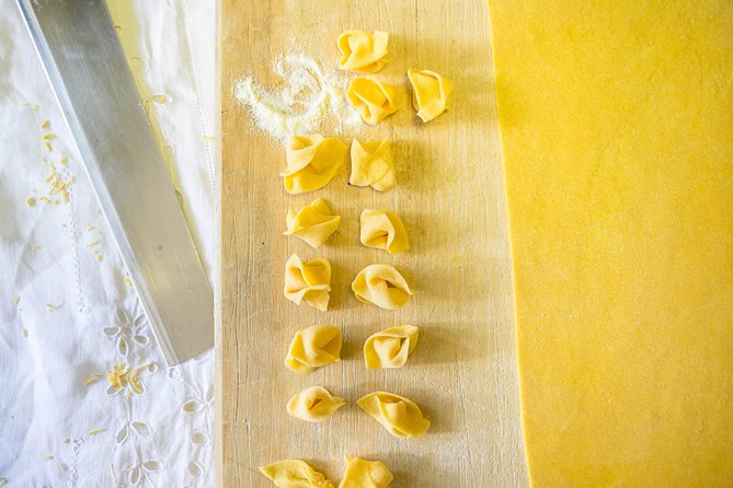 Cesarine: Small group Pasta and Tiramisu class in Turin - Prosecco first, dinner afterward