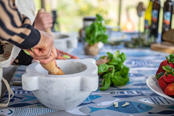 Cinque Terre: Gnocchi & Pesto Class with Seaview in Riomaggiore - A hillside home above Riomaggiore