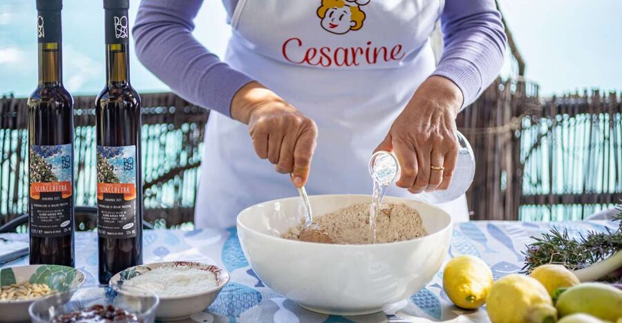Cinque Terre: Gnocchi & Pesto cooking class with seaview - Key points to know before booking