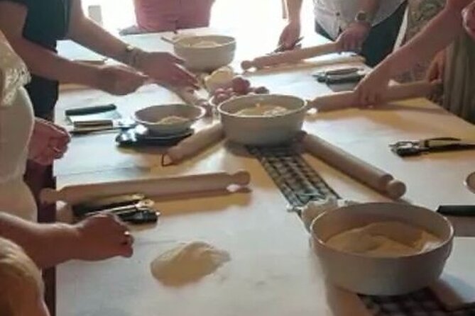 Colorful Pasta Tagliatelle and Ravioli Cooking Class near Arezzo - Tagliatelle, Ravioli, and a Quick Sauce