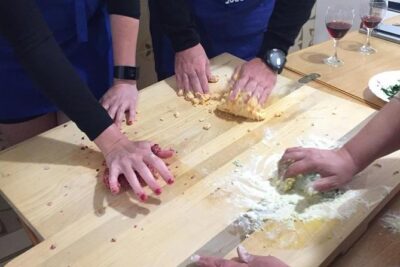 Colorful Pasta Tagliatelle and Ravioli Cooking Class near Arezzo