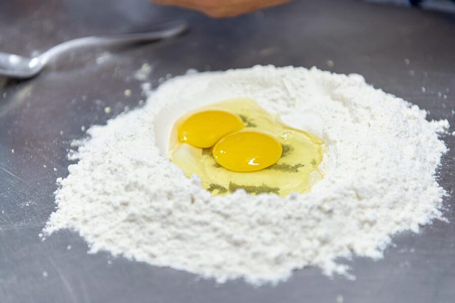 Cooking class: How to make Ravioli, Tagliatelle & Tiramisù! - Practical timing for your day