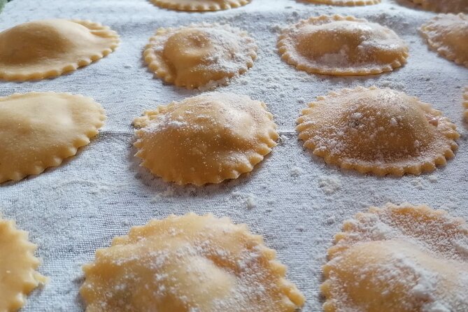 Cooking Class in your accommodation: Fresh handmade pasta - Why the private format matters for families