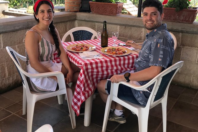 Cooking lesson: tagliatelle, mozzarella and tiramisu - A family farm with cows, pigs, and a view