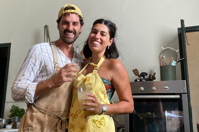 Cooking with us: Pasta Cooking Class in Alicante - Making pasta in an Alicante home