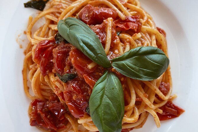 Cooking with us: Pasta Cooking Class in Alicante - Food restrictions and practical preparation