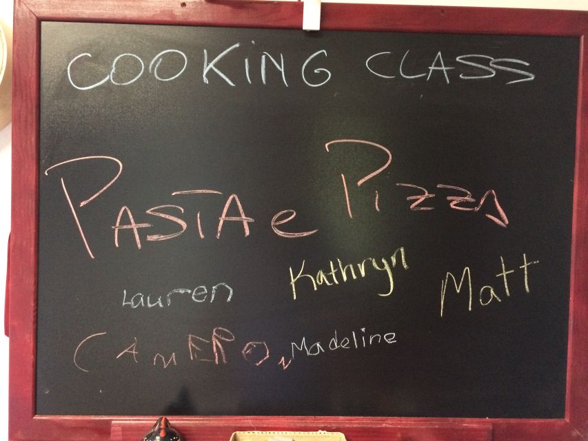 Cortona: Pasta and Pizza Cooking Class - A Tuscan cooking class with a real meal at the end