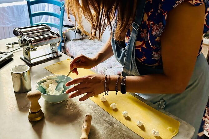 Dolce Vita by Day Market Tour & Pasta Making Class - Is $149.81 a fair price?