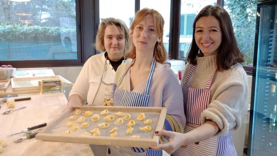 Enjoy your stay in Bologna making pasta and tiramisu - The home-style setting changes the tone