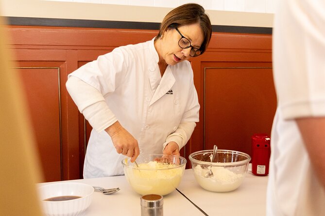 Fettuccine and Tiramisu Masterclass in the Heart of Rome - Flour, eggs, and the feel of fresh pasta