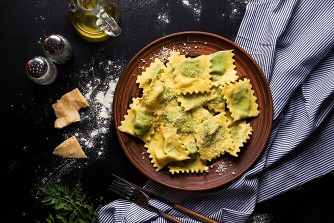 Fettuccine Pasta Cooking Class in Rome City Center - Booking, cancellation, and small details