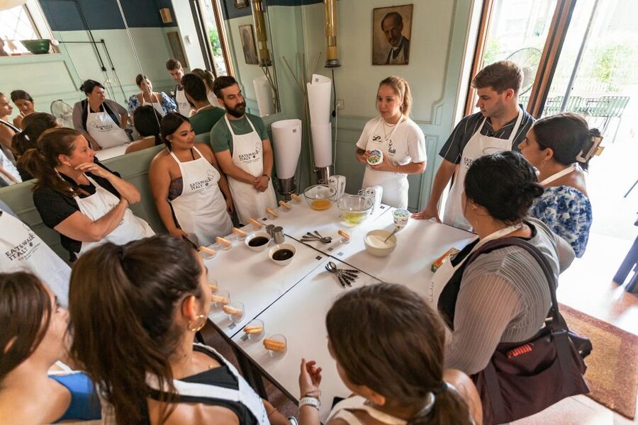 Fettuccine & Tiramisù: Cooking Class with Wine & Limoncello - How the chefs shape the experience