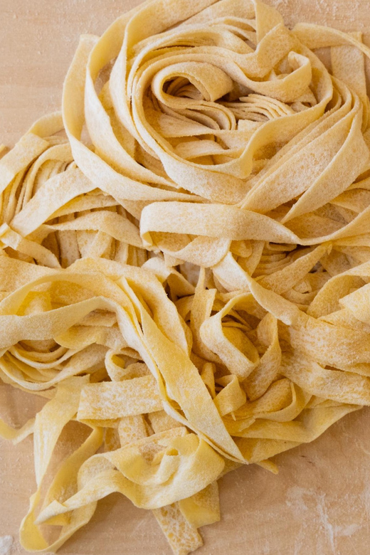 Fettuccine & Tiramisu Masterclass: Pasta & Dessert - Meeting at Restaurant Gusto on Via Giuseppe Zanardelli