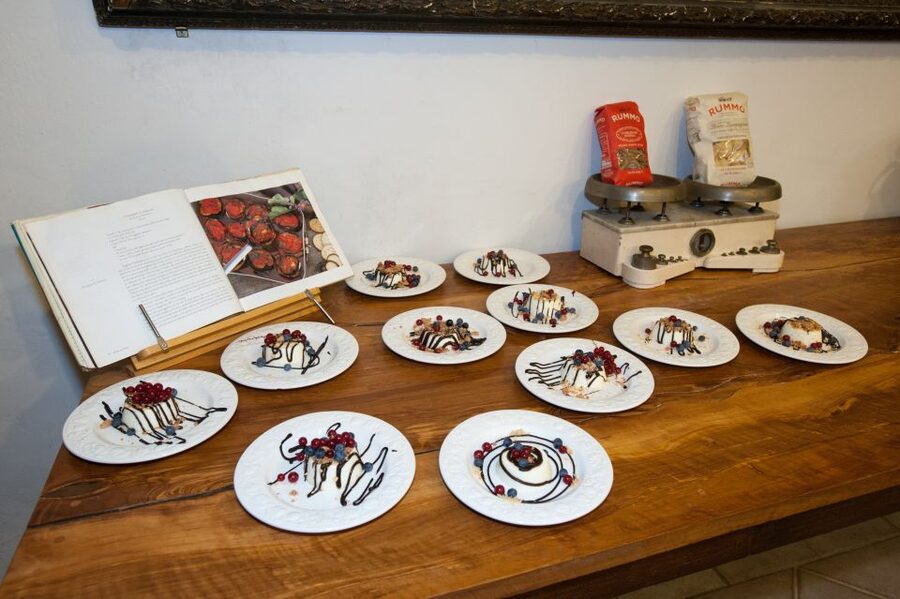 Florence: Authentic Pasta Making Class - Tiramisù brings the class home