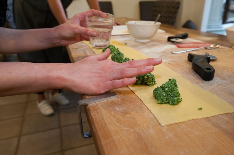 Florence: Authentic Pasta Making Class - Making fettuccine by hand