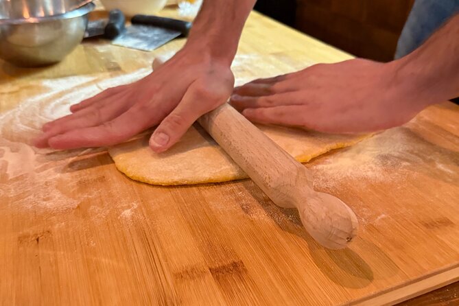 Florence; Cooking Course Pasta/Tiramisu and Lots of Wine - Starting at Murales Bistrò on Via Ghibellina