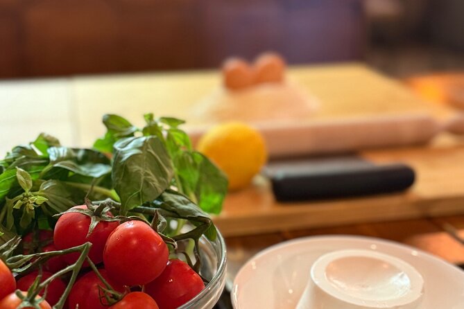 Florence; Cooking Course Pasta/Tiramisu and Lots of Wine - A friendly host makes the difference