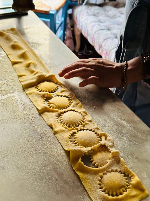 Florence:Dolce Vita by Day Market Tour & Pasta Making Class - Starting at Sant’Ambrogio Market