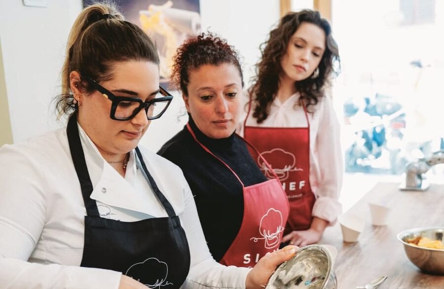 Florence: Fresh Pasta and Tiramisu Cooking Class - A Florence cooking class built around two Italian classics