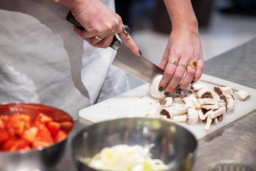 Florence: Handmade Pasta & Dessert Class with Unlimited Wine - Practical details before you book