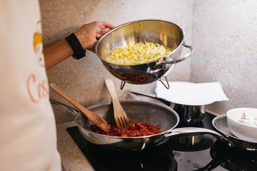 Florence: Pasta and Tiramisu Cooking Class with Local Host - Why the two-shape lesson is worth your time