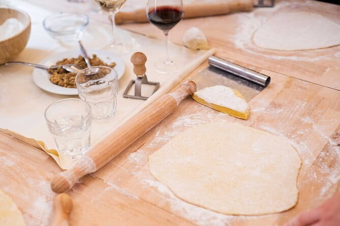 Florence: Pasta Cooking Class with Tiramisu & Gift Apron - Making pasta at La Carbonara Del Porrati
