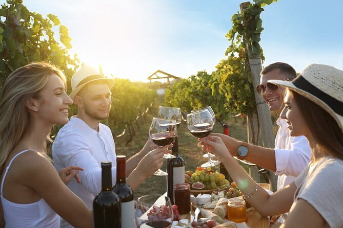 Florence: Pasta Cooking Class with Unlimited Wine - Who will get the most from the $21 price