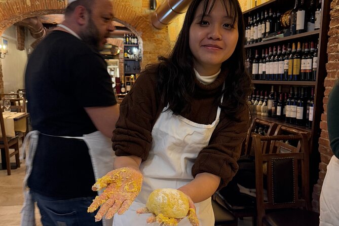 Florence: Pasta & Tiramisu Cooking Class with lots of Good Wine - Sitting down to eat with wine