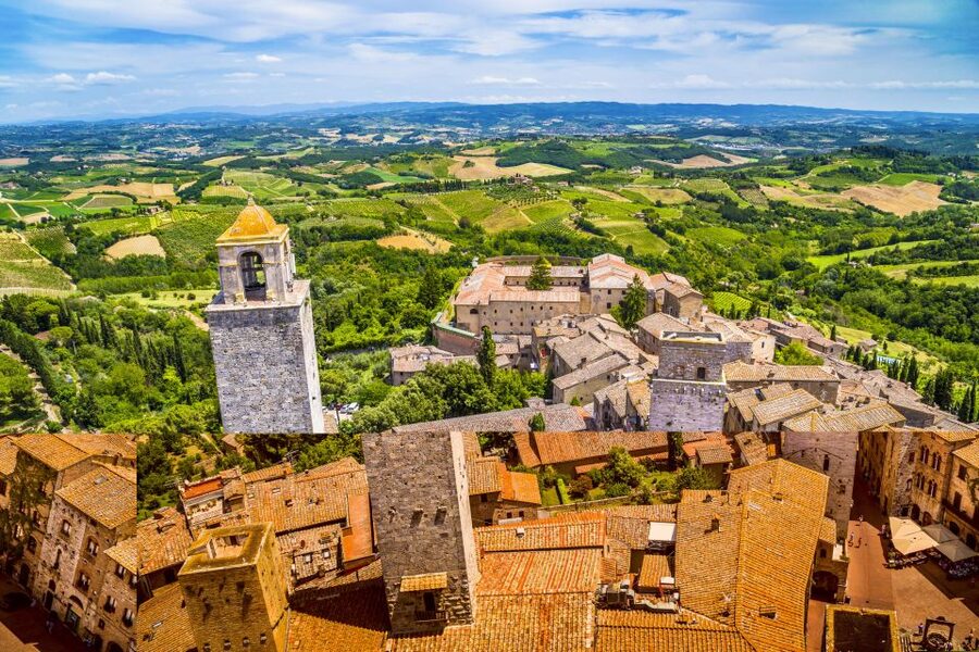 Florence: Pizza or Pasta Class with Gelato at a Tuscan Farm - Eating together turns the class into a full meal
